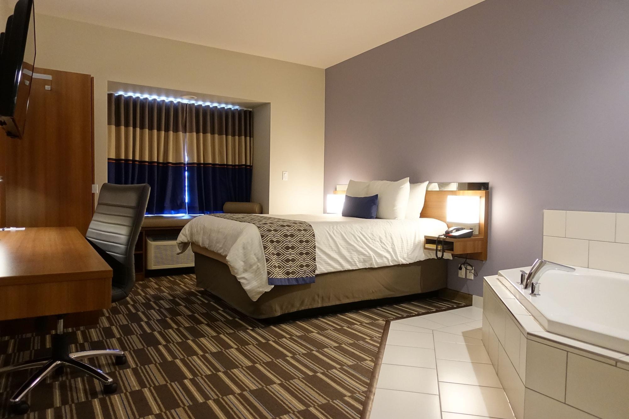 Microtel Inn & Suites Sault Ste. Marie Exterior photo