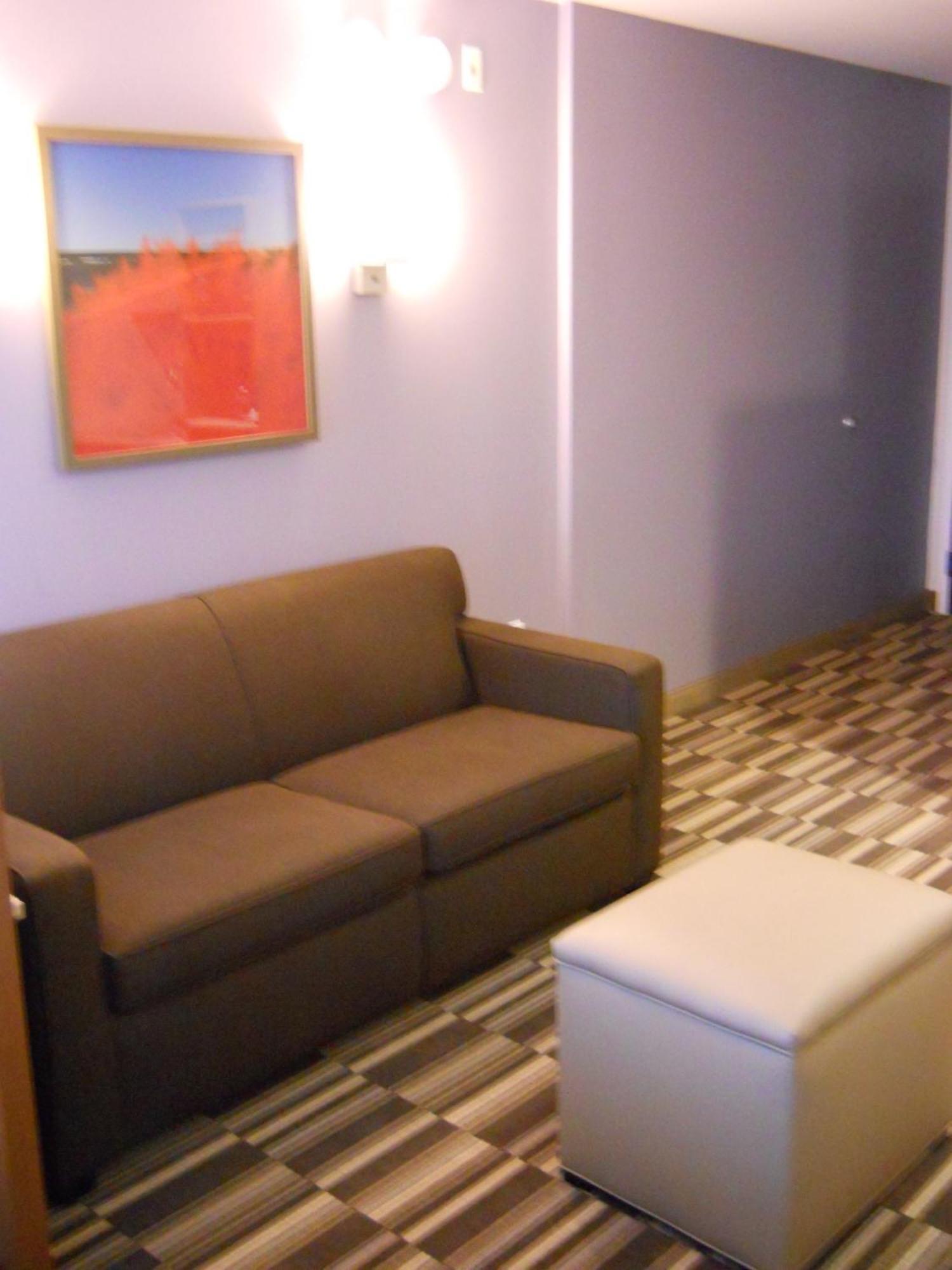 Microtel Inn & Suites Sault Ste. Marie Exterior photo