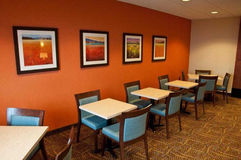 Microtel Inn & Suites Sault Ste. Marie Exterior photo